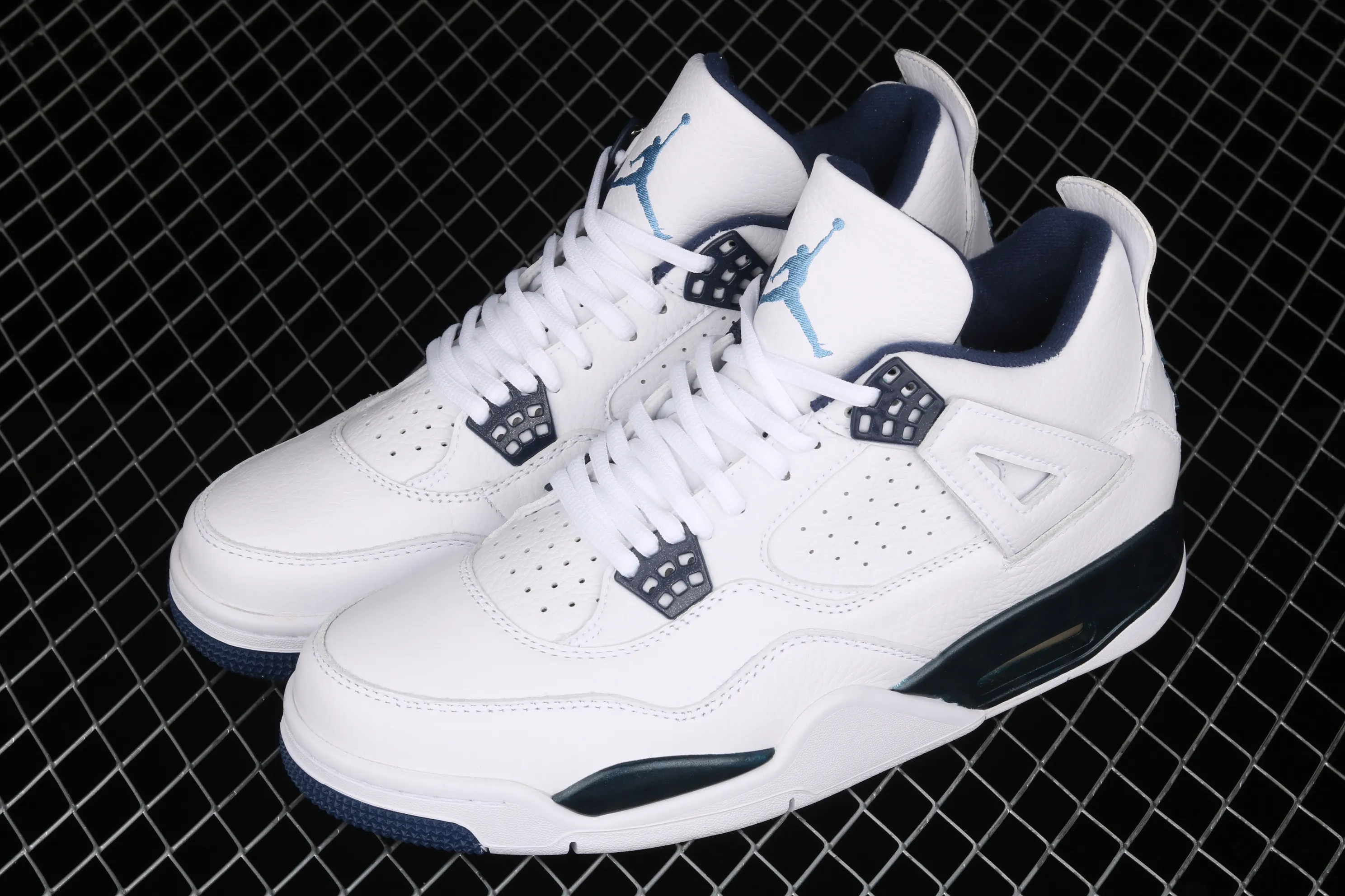 All Categories Air Jordan Jordan Series Basketball Shoes Air Jordan 4 Pure Original Air Jordan 4 Retro LS AJ4 Joe 4 Columbia Blue First Layer Basketball Shoes 314254-107